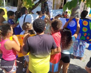 4.1 dessins des enfants devant la mairie